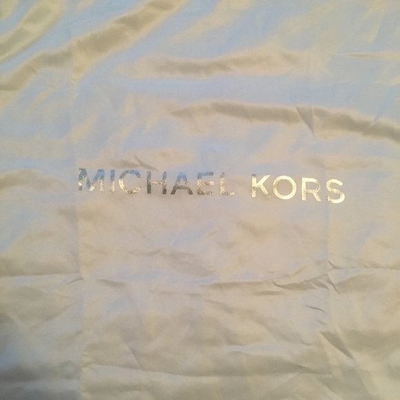 Michael Kors Bag - Picture 8 of 8